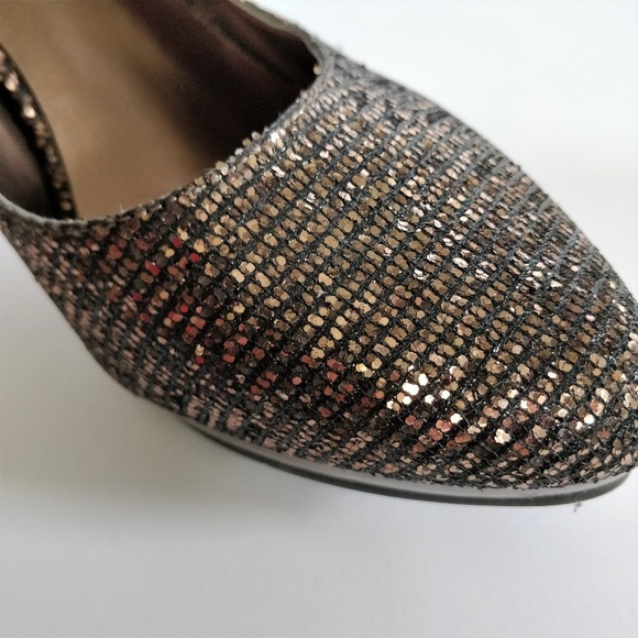 Nine West sparkly bronze platform pumps LIKE NEW - Picture 3 of 6